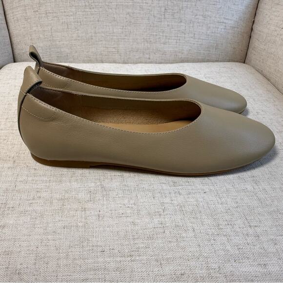 Quince Italian Leather Glove Ballet Flat Womens 9.5 Almond Tan Leather Shoes New - Picture 4 of 7